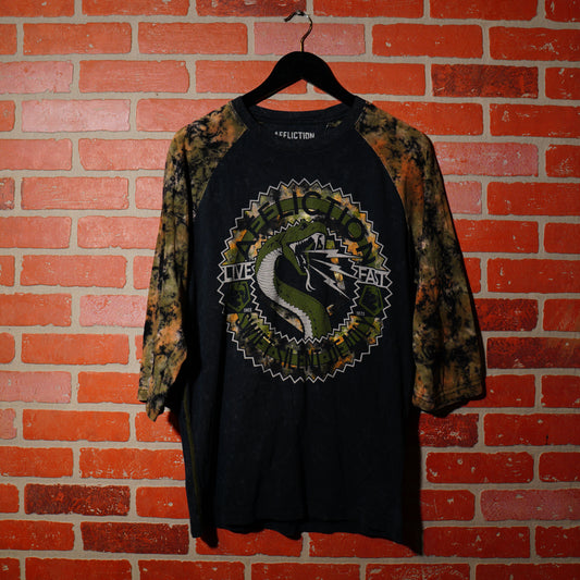 VTG Y2K Affliction Camo 3/4 Sleeve Tee