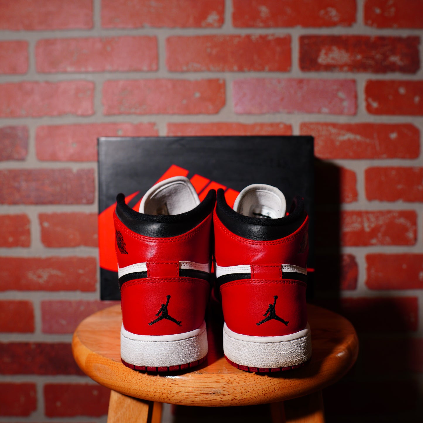 Youth Nike Air Jordan 1 Chicago High