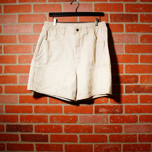 VTG Women's Lee White Cargo Shorts