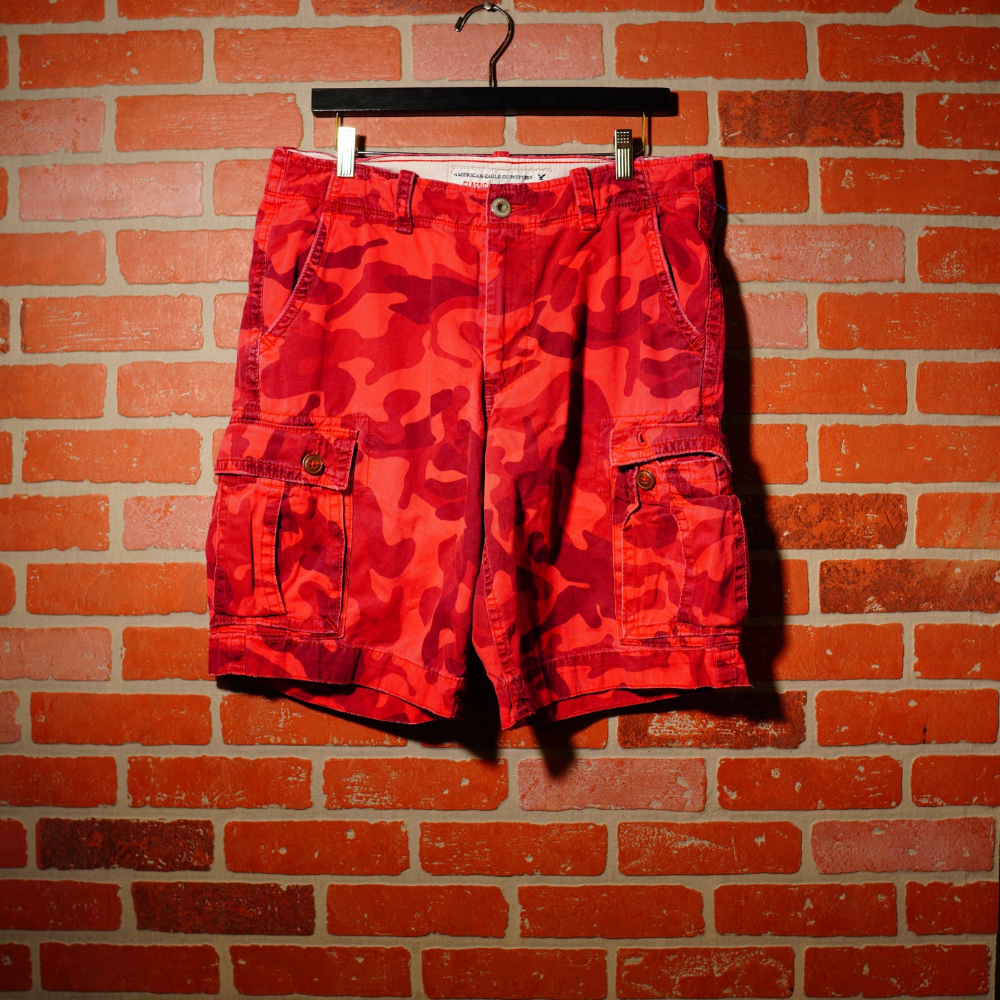 VTG American Eagle Red Camo Shorts