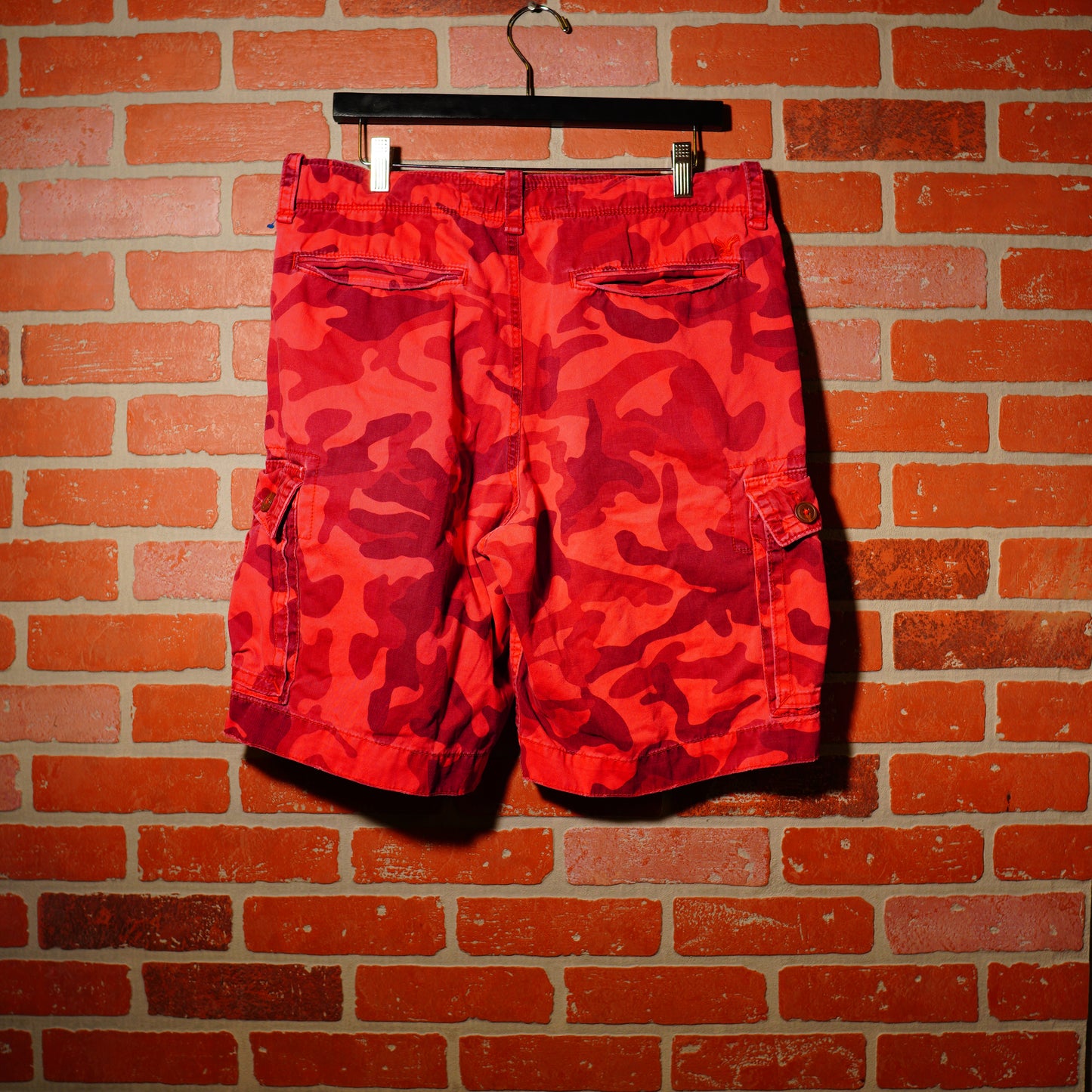 VTG American Eagle Red Camo Shorts