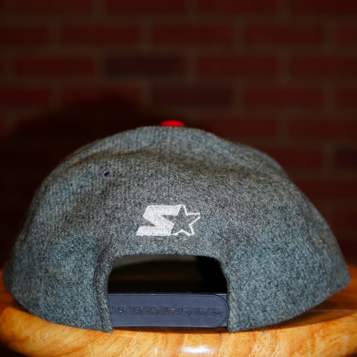 VTG Starter UNLV Running Rebels Wool Snapback Hat