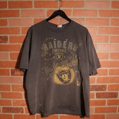 VTG NFL Oakland Raiders Football Real Men Tee