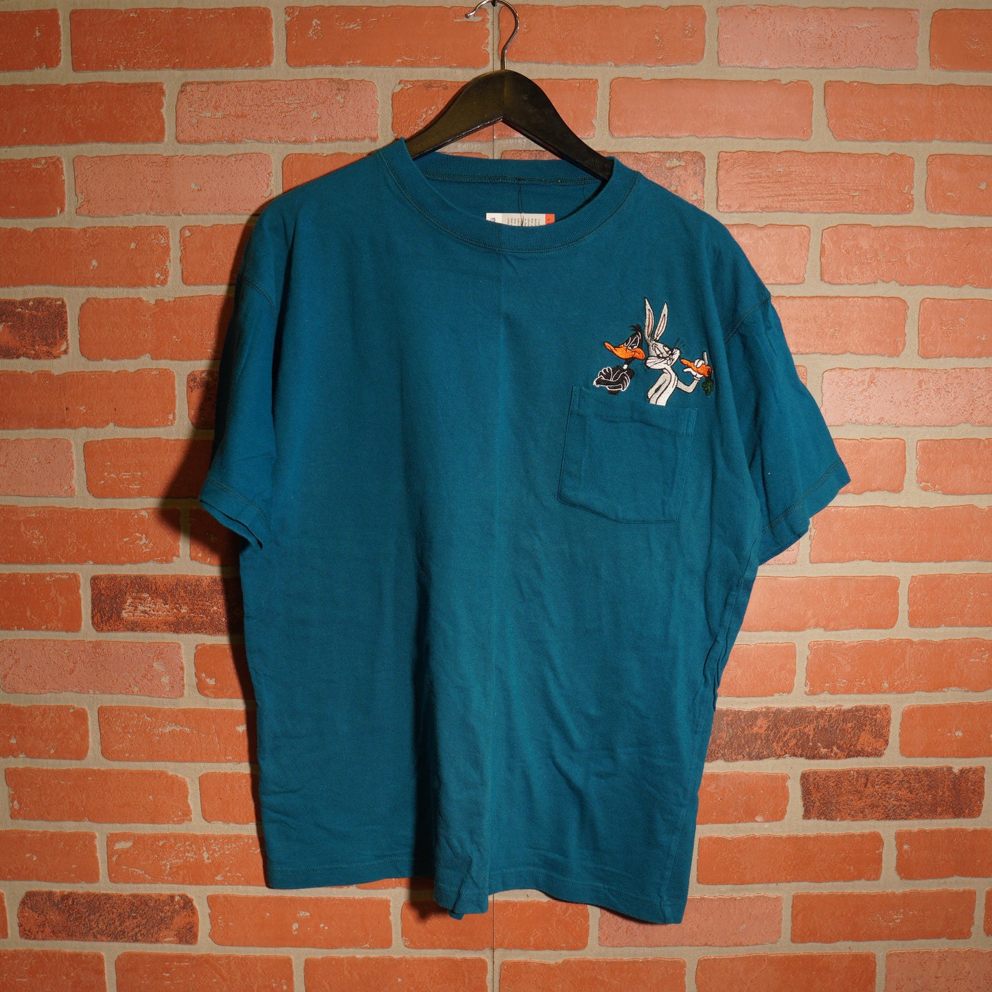 VTG Looney Tunes Bugs & Daffy Pocket Tee