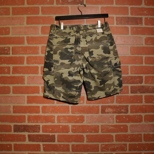 VTG Adam Levini Camo Cargo Shorts