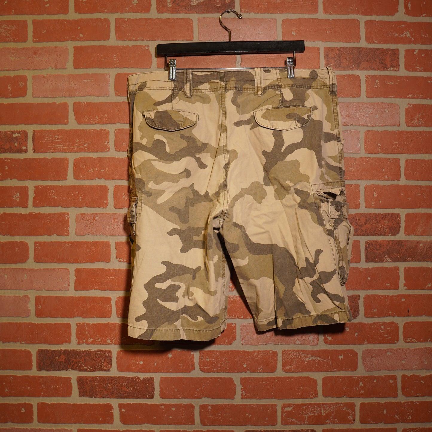 VTG Arizona Jeans Company Camo Cargo Shorts