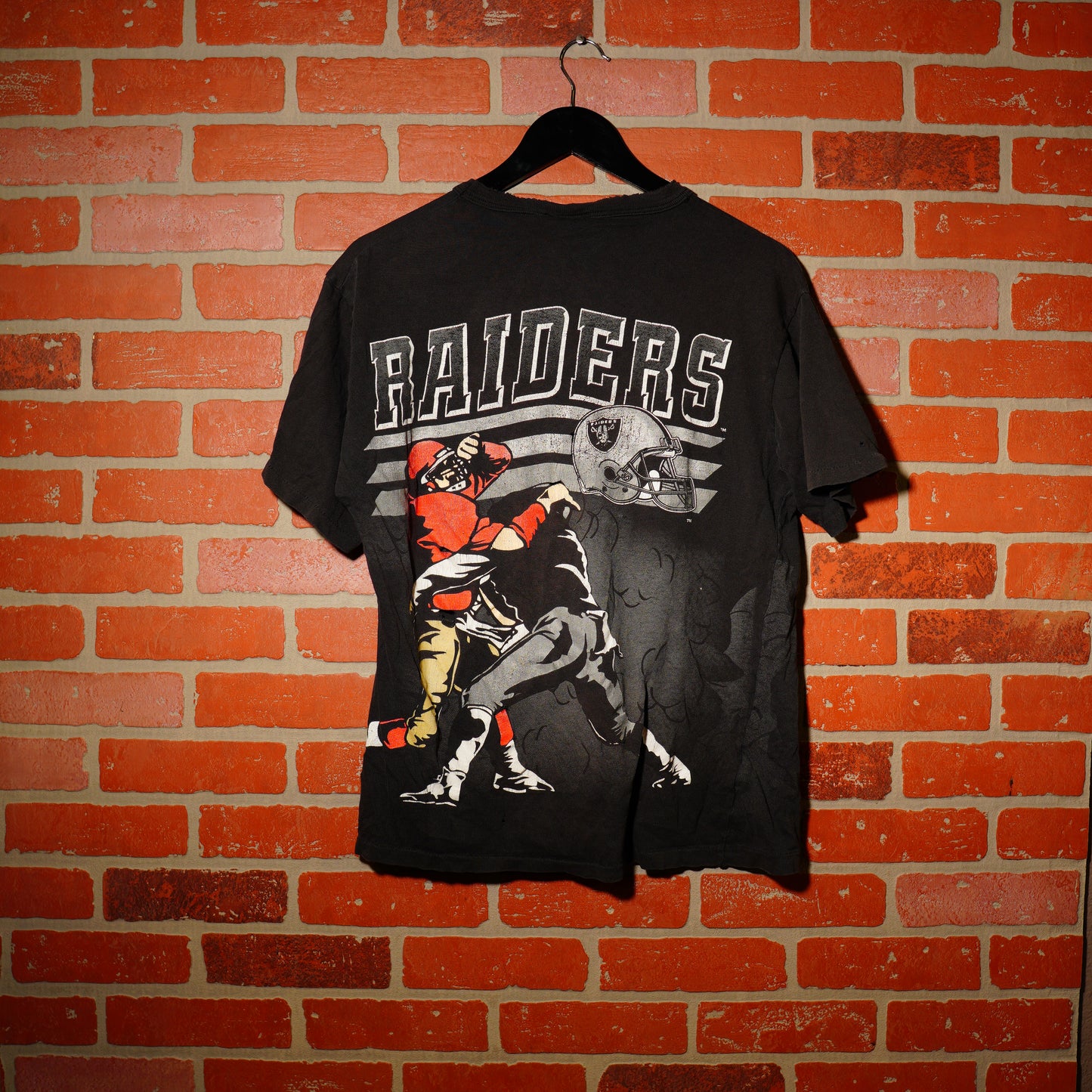 VTG NFL Oakland Raiders Rushing Tee