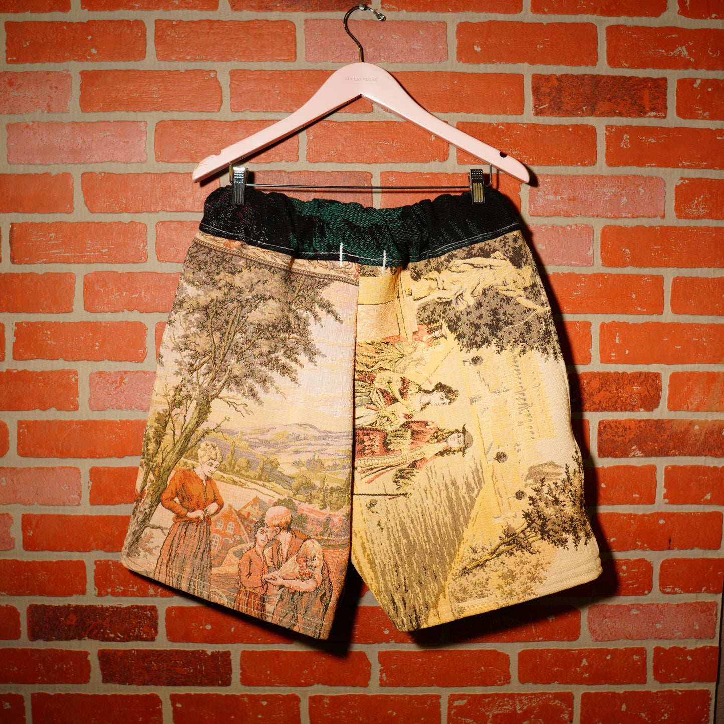 VTG MID CENTURY WOVEN TAPESTRY SHORTS