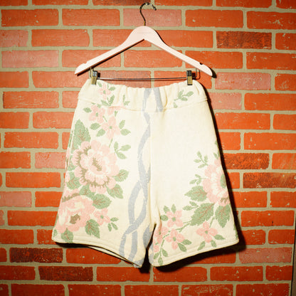 VTG FLORAL ALL OVER PRINT CREAM WOVEN TAPESTRY SHORTS