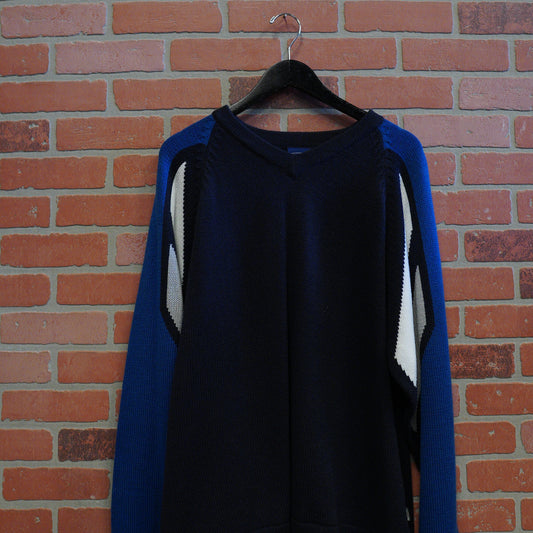 VTG Y2K Sideout Knit Sweater (34)