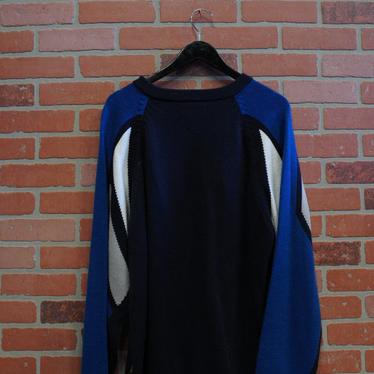 VTG Y2K Sideout Knit Sweater (34)