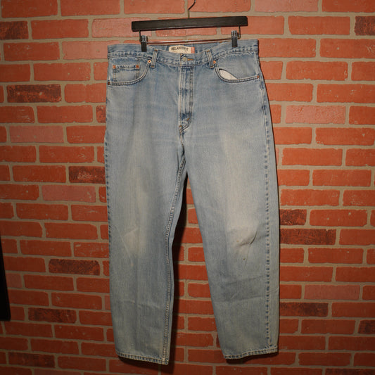 VTG Levis 550 Light Blue Denim Jeans