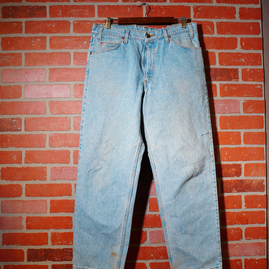 VTG Levis 550 Light Blue Denim Jeans