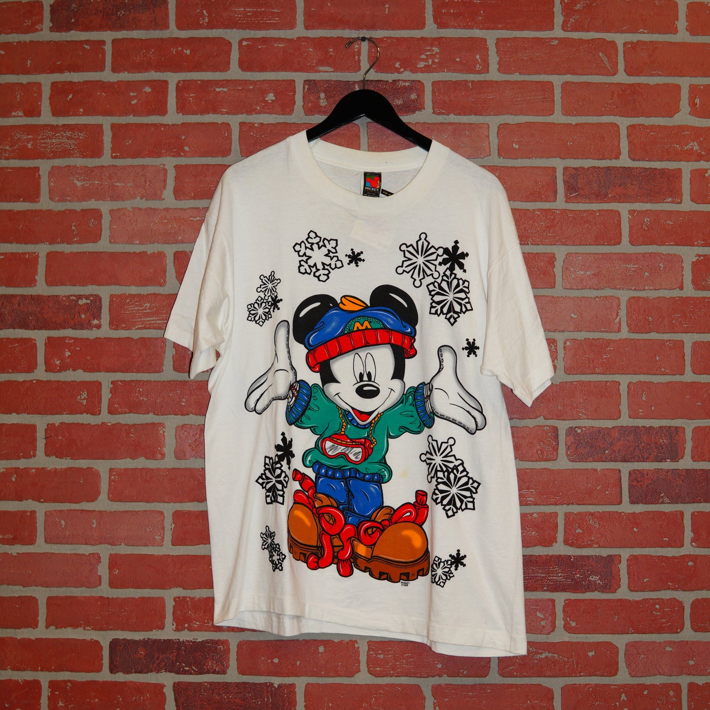 VTG Mickey Unlimited Mickey Mouse Winter Tee