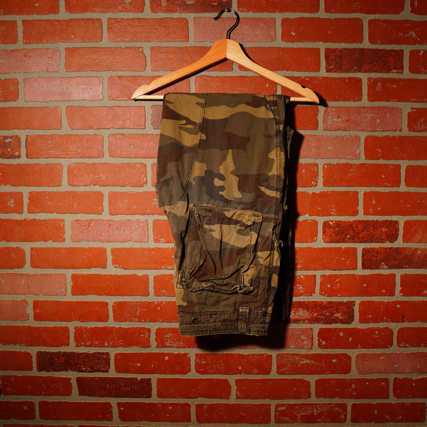 VTG Camo Cargo Pants