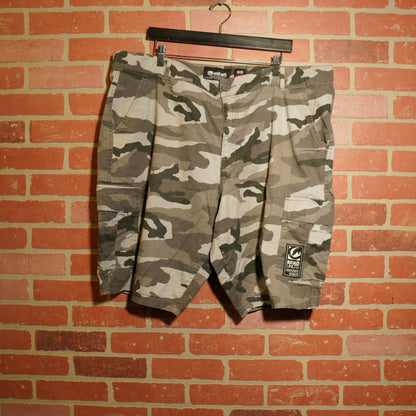 VTG Ecko Unlimited Grey Camo Cargo Shorts