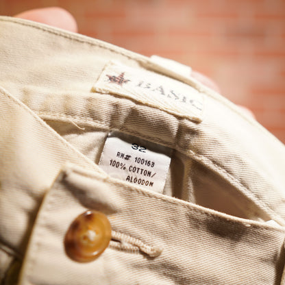 VTG Basic White Cargo Shorts