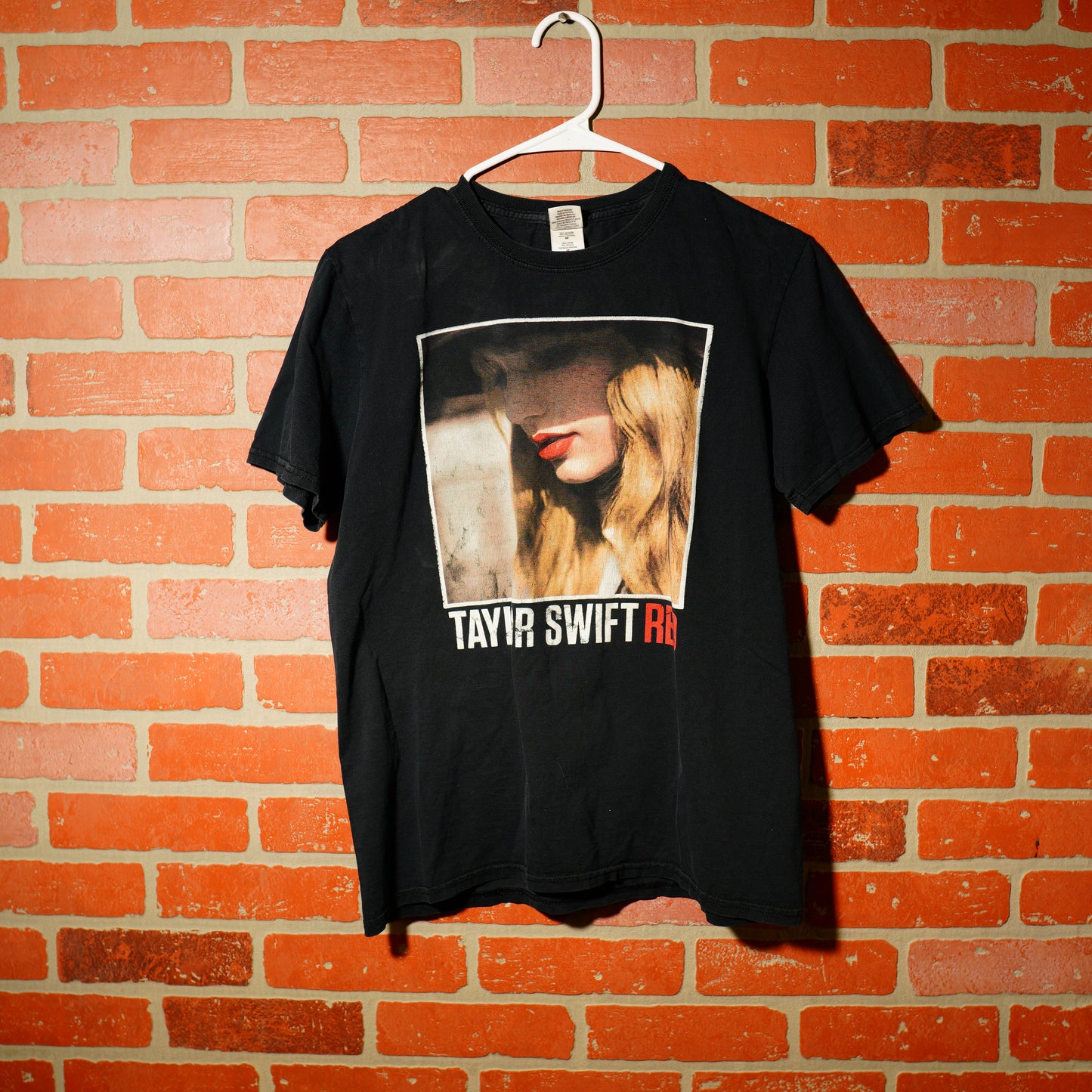 VTG Taylor Swift Red Album Tee