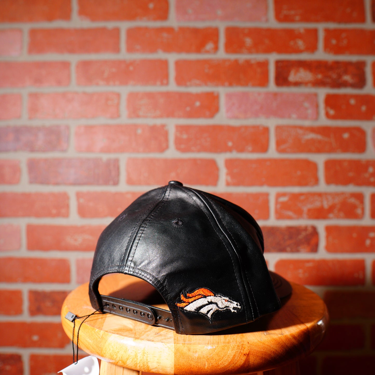 VTG NFL Denver Broncos Leather Snapback Hat