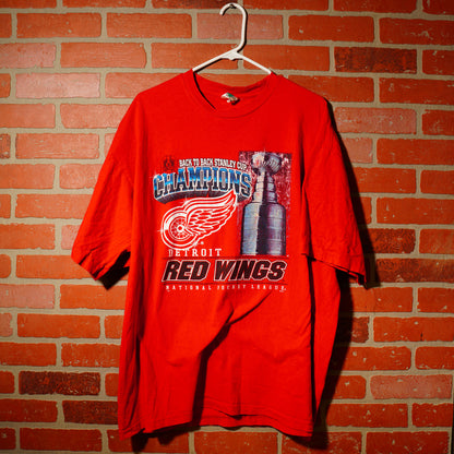 VTG NHL Detroit Red Wings Back2Back Champs Tee