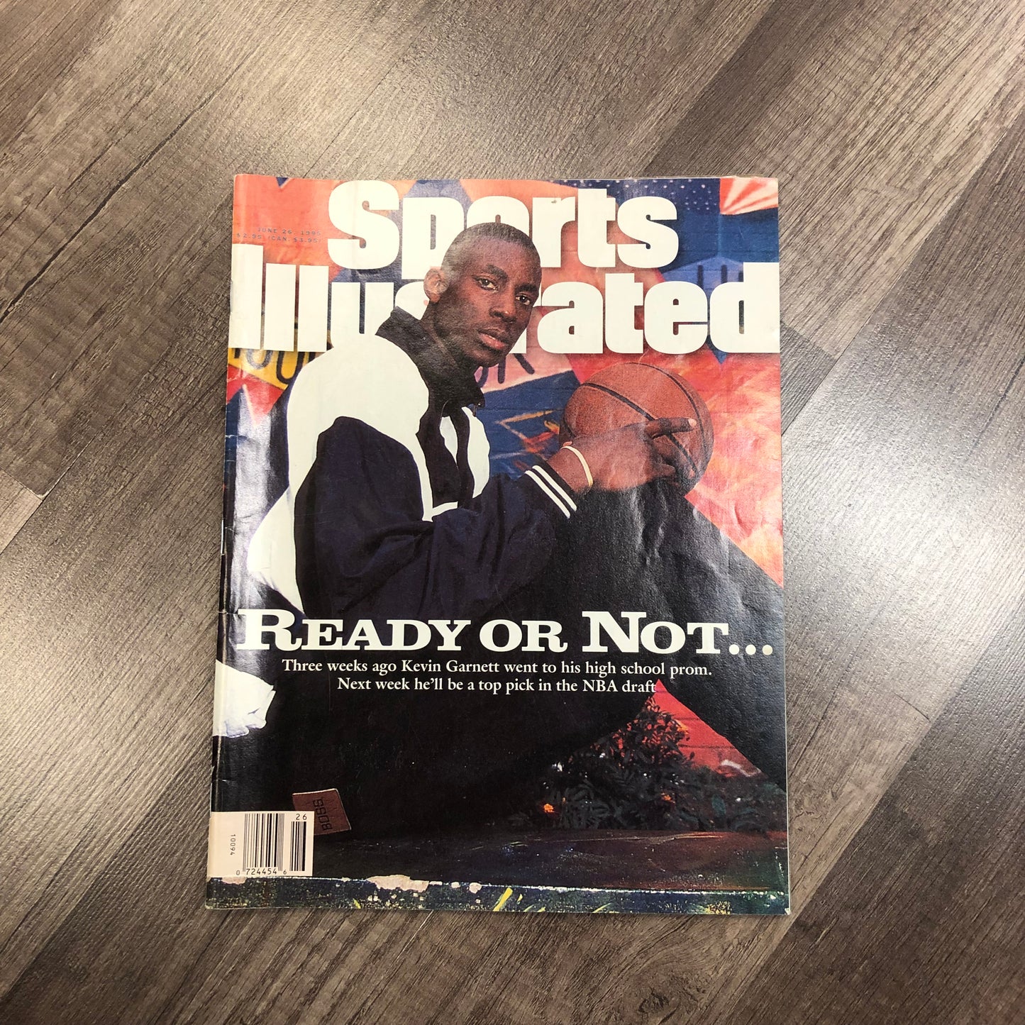 1995 Sports Illustrated Kevin Garnett Magazine