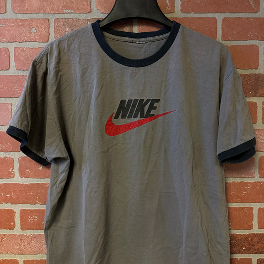 Y2K Nike Grey Ringer Tee (5)