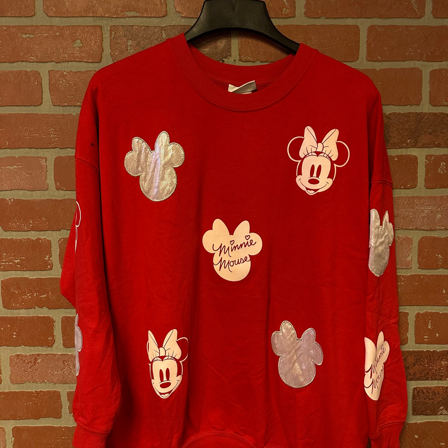 WMNS Minnie Mouse Red Crewneck (24)