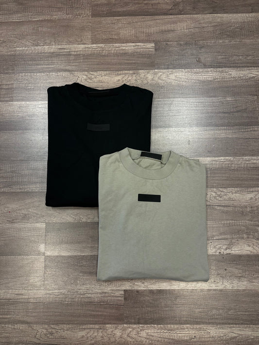 Essentials black LongSleeve