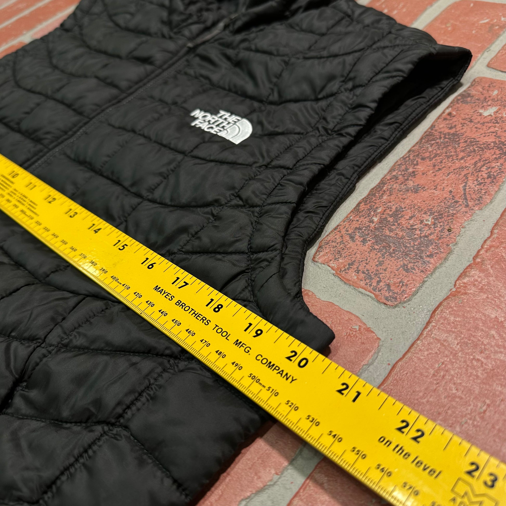 VTG The North Face Zip-Up Bubble Vest Yesterday's Fits Clothing Fashion Vintage Streetwear Fashion Item