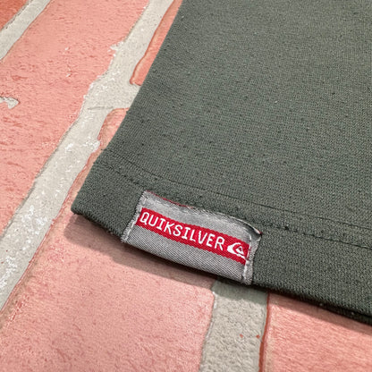 VTG Y2K Quiksilver Mini Logo Tee Yesterday's Fits Clothing Fashion Vintage Streetwear Fashion Item