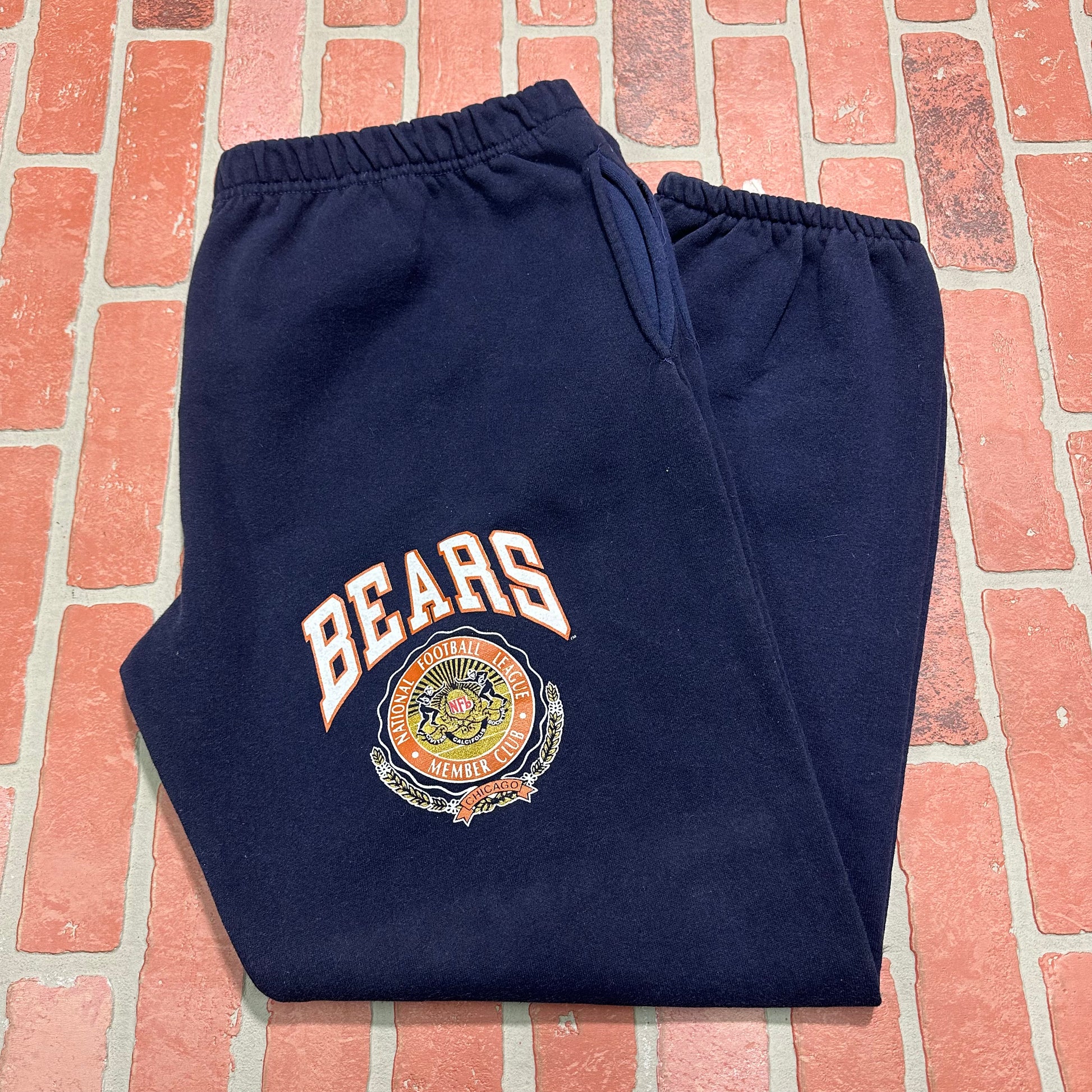 VTG Nutmeg NFL Chicago Bears Navy Sweatpants Yesterday's Fits Clothing Fashion Vintage Streetwear Fashion Item