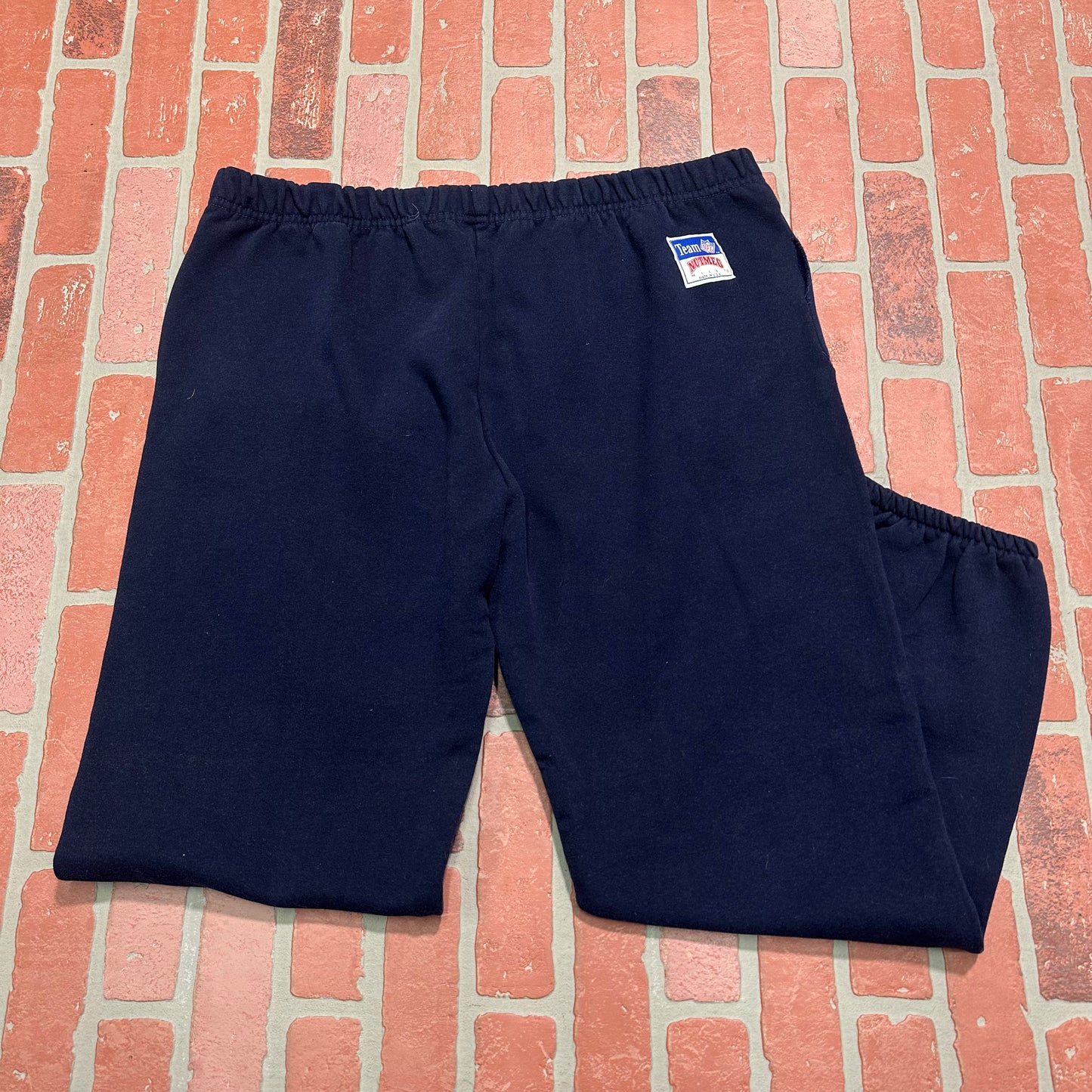VTG Nutmeg NFL Chicago Bears Navy Sweatpants Yesterday's Fits Clothing Fashion Vintage Streetwear Fashion Item