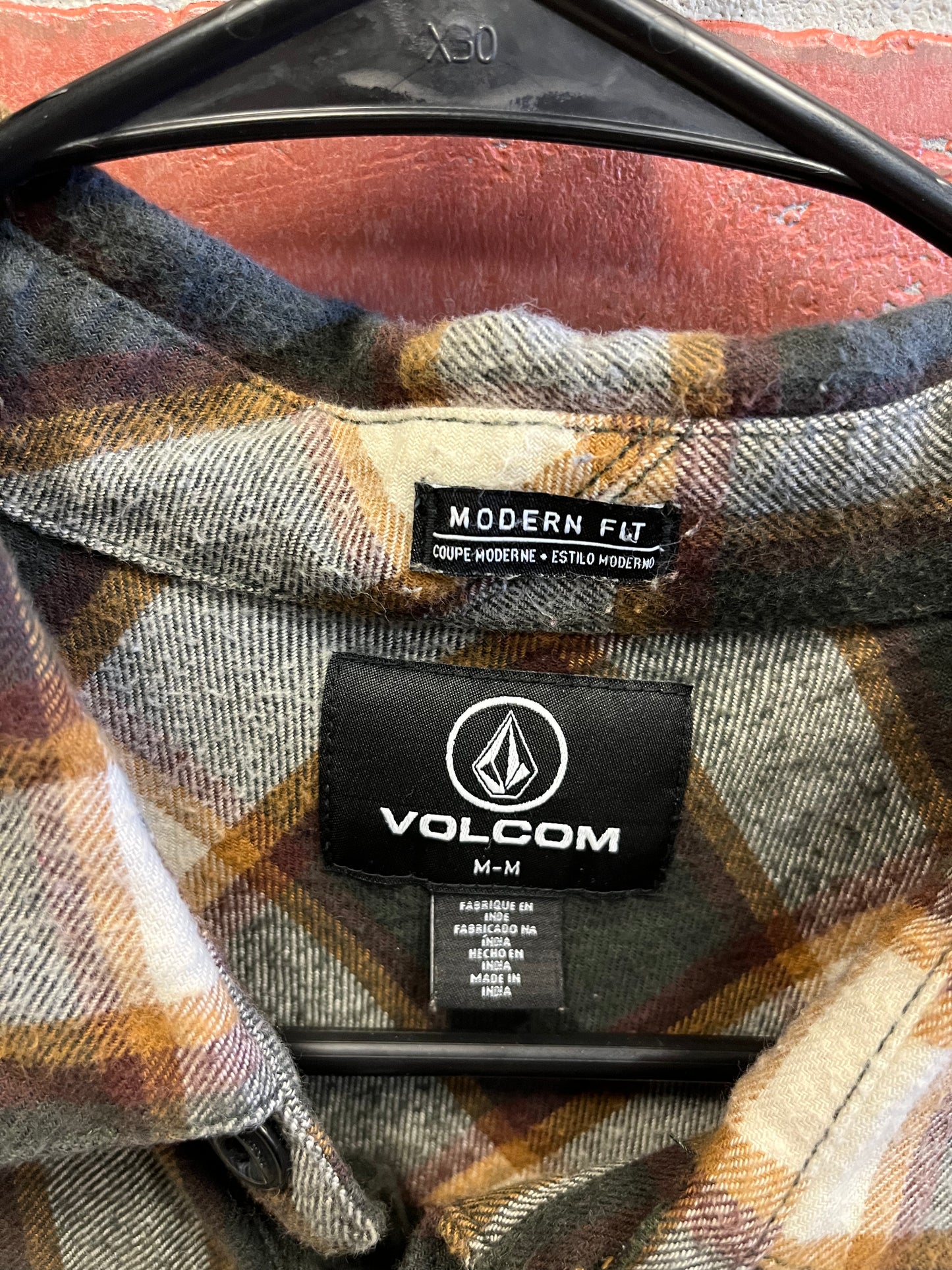 Volcom Button-Up Flannel Shirt (31)