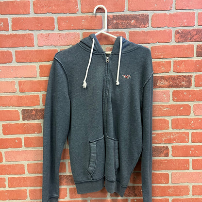 Hollister Zip-Up Hoodie (31)