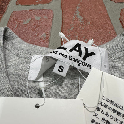 CDG Play Grey Outline Heart Tee