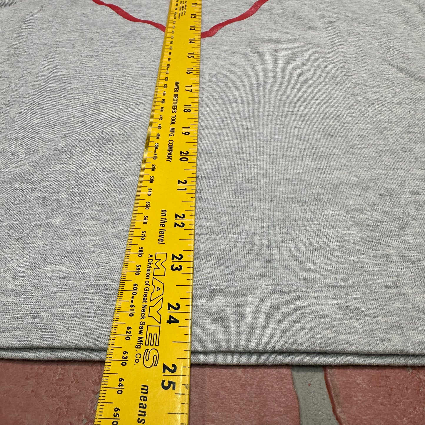 CDG Play Grey Outline Heart Tee