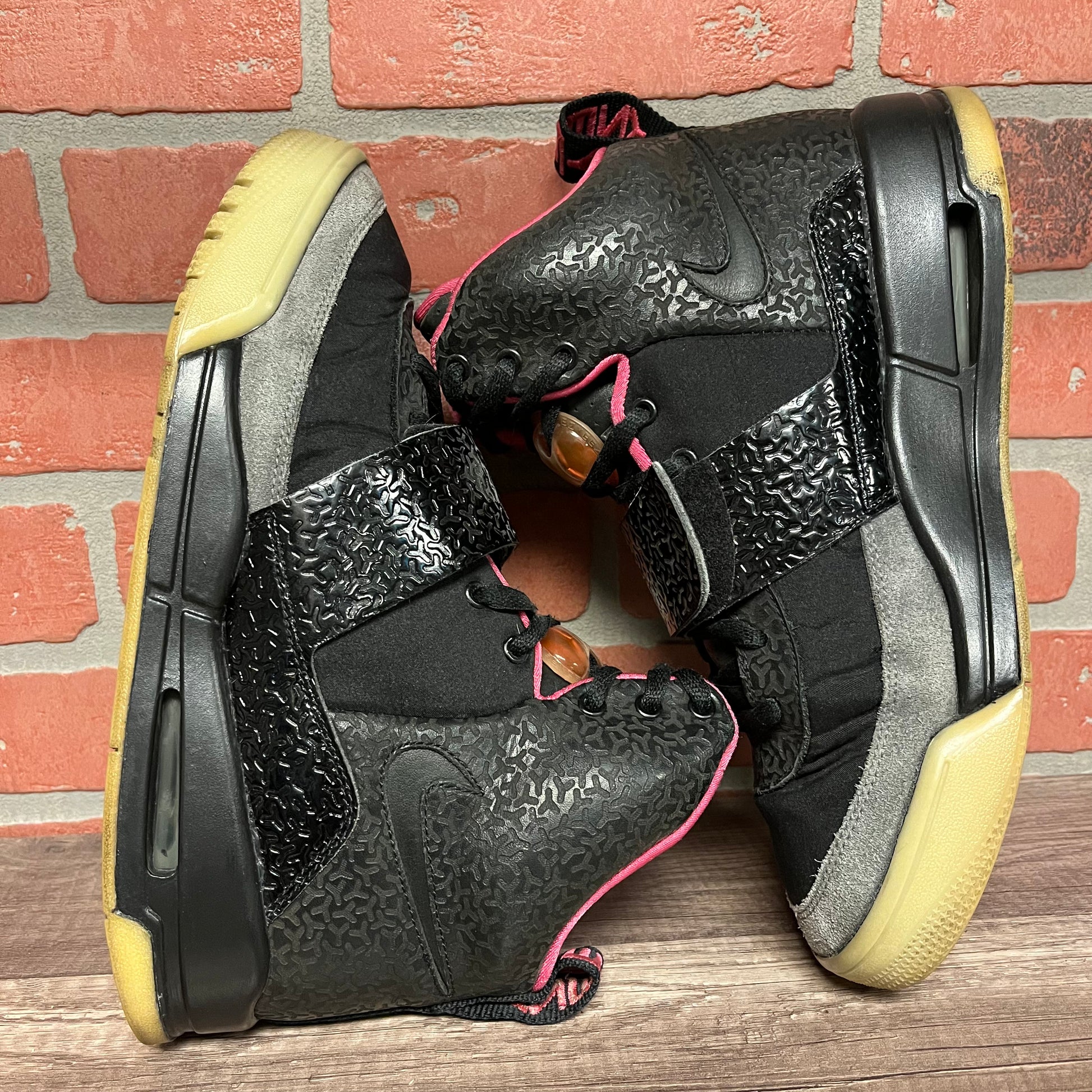 WOW! NIKE AIR YEEZY BLINK 1 EXTREMELY RARE!!!!