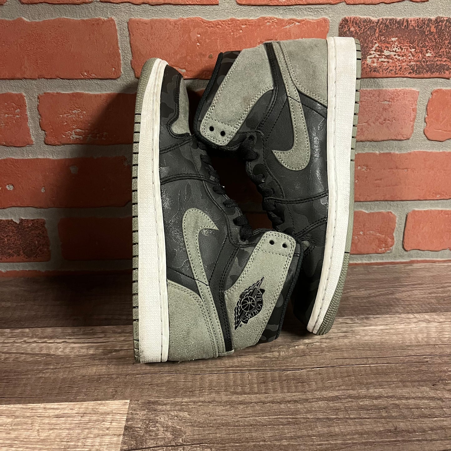 Air Jordan 1 High Shadow Camo