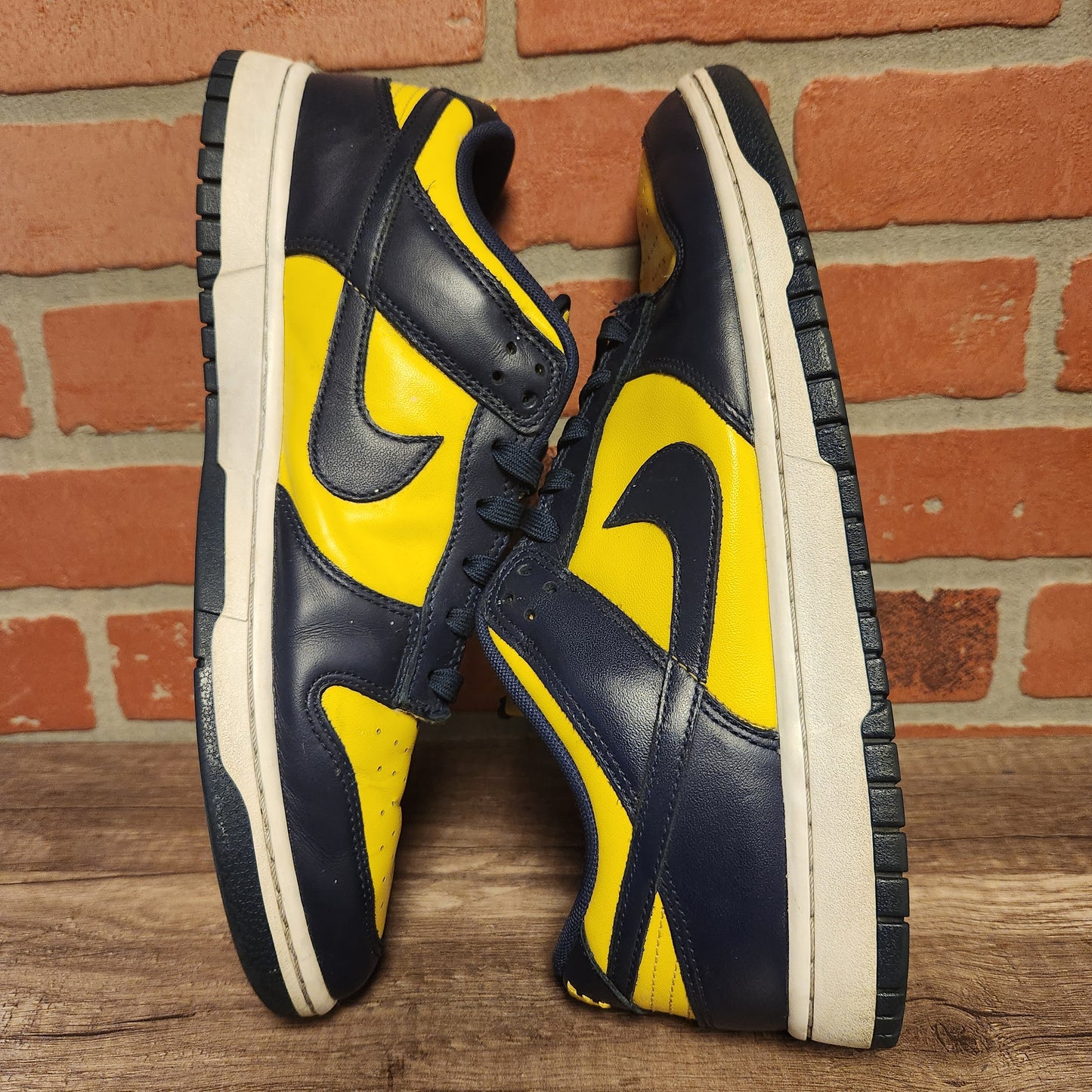 Nike Dunk Low Michigan