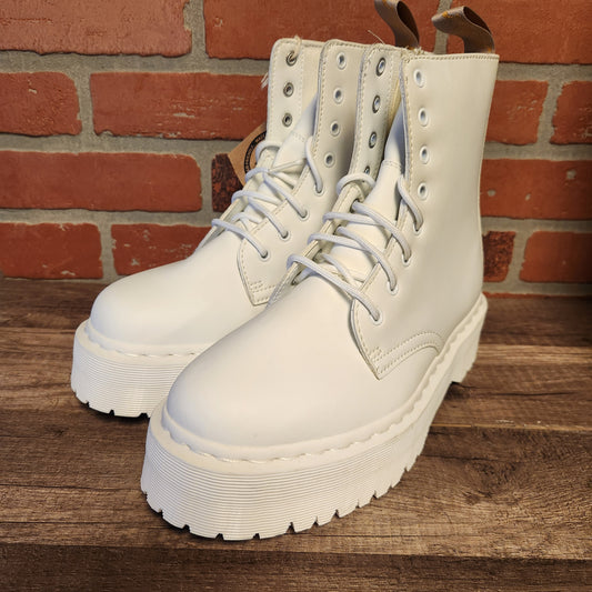 DS Dr. Martens Vegan Jadon White