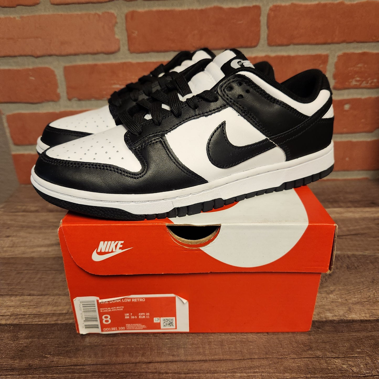 Nike Dunk Low Black White