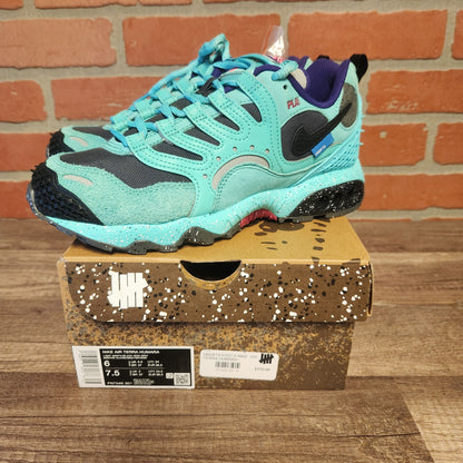 DS Nike Air Terra Humara Undefeated Light Menta