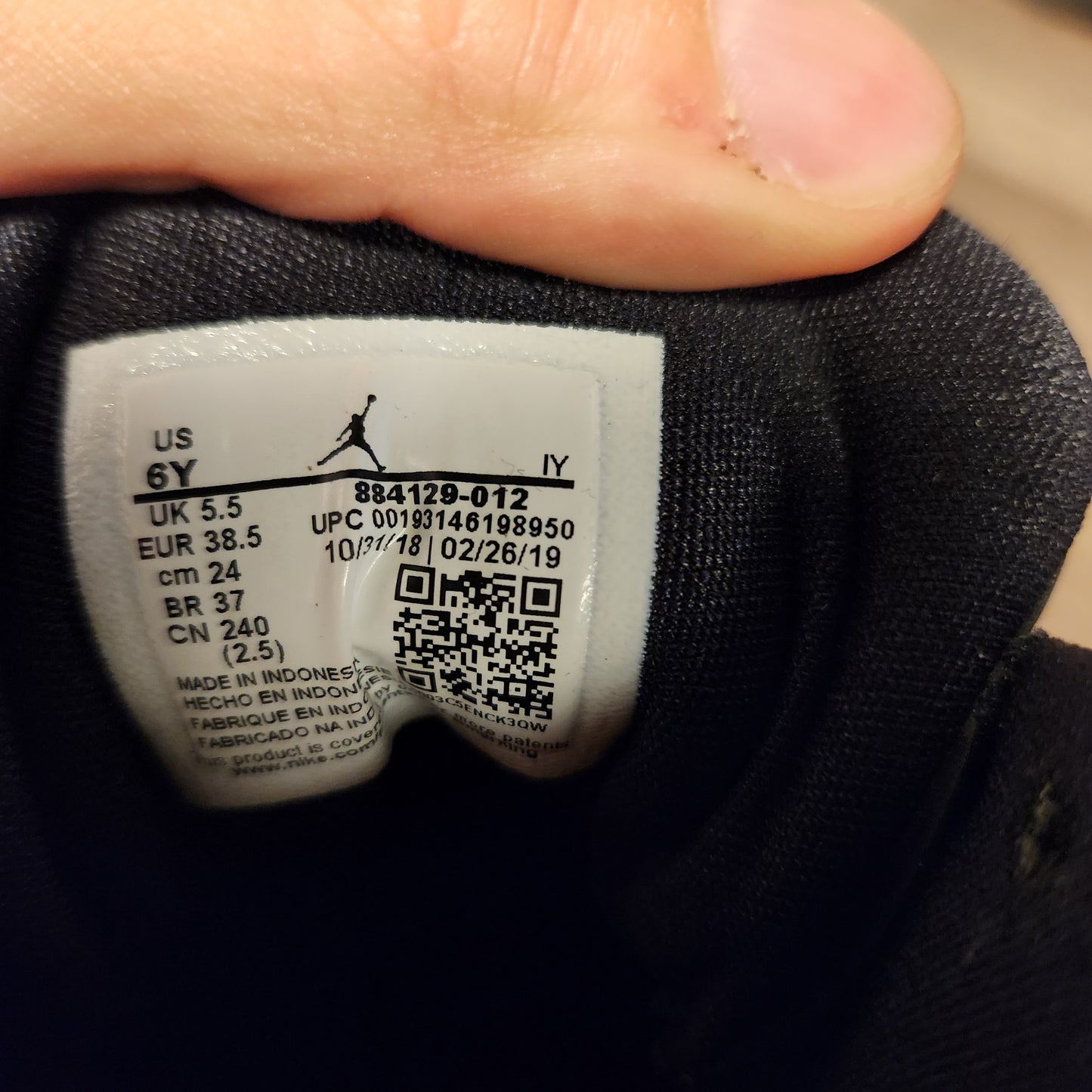 Air Jordan 13 Gs Cap and Gown