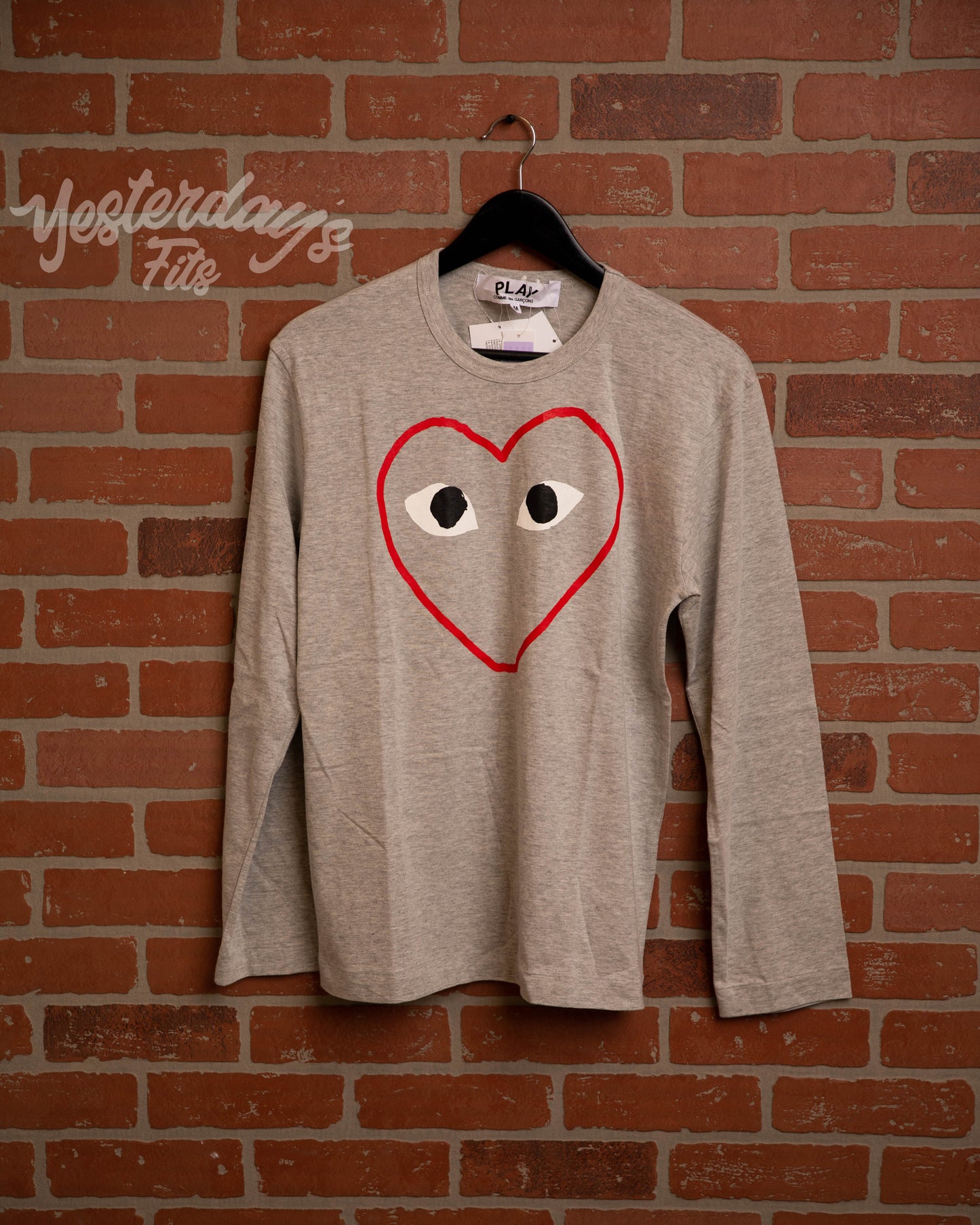 DS CDG Play Red Outline Heart Grey L/S Tee