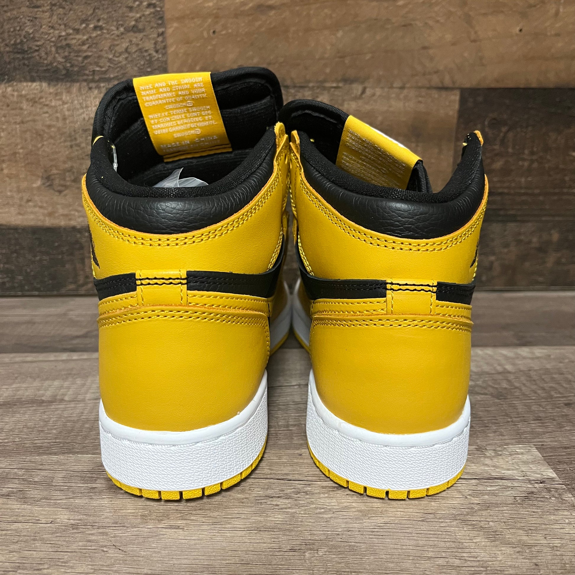 Air Jordan 4 Retro Lv ksh 4500 - MADO SHOE COLLECTIOnZ