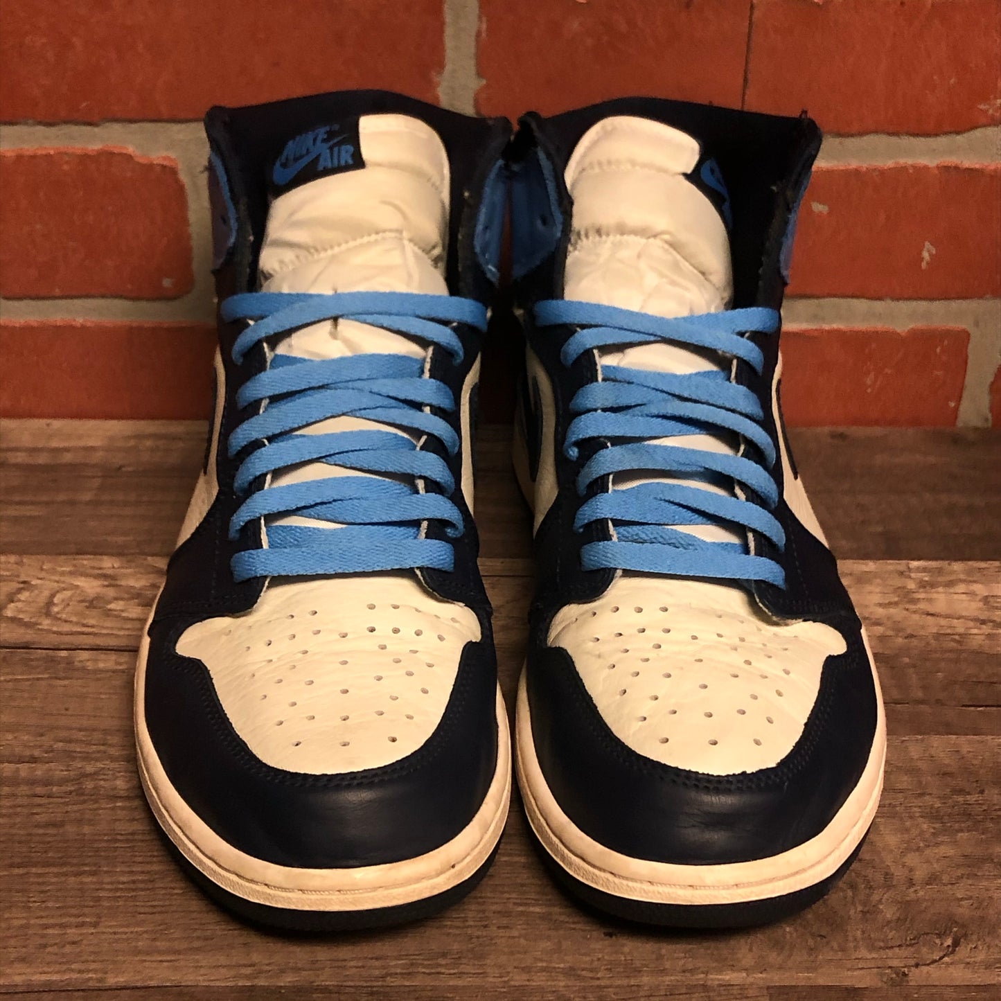 Air Jordan 1 Retro High Obsidian