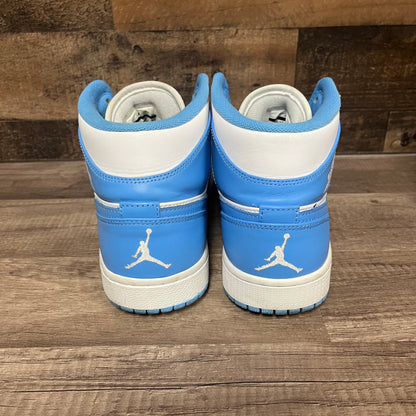 Air Jordan 1 Mid UNC