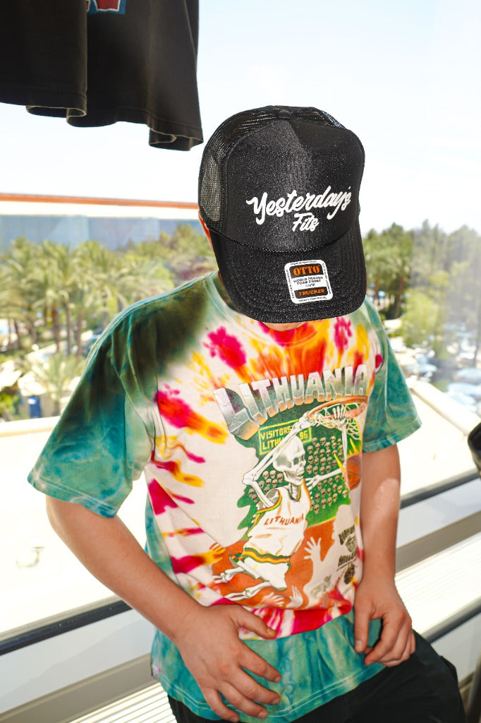 Sale & Steals: Save big on vintage grails, graphic tees, and streetwear
